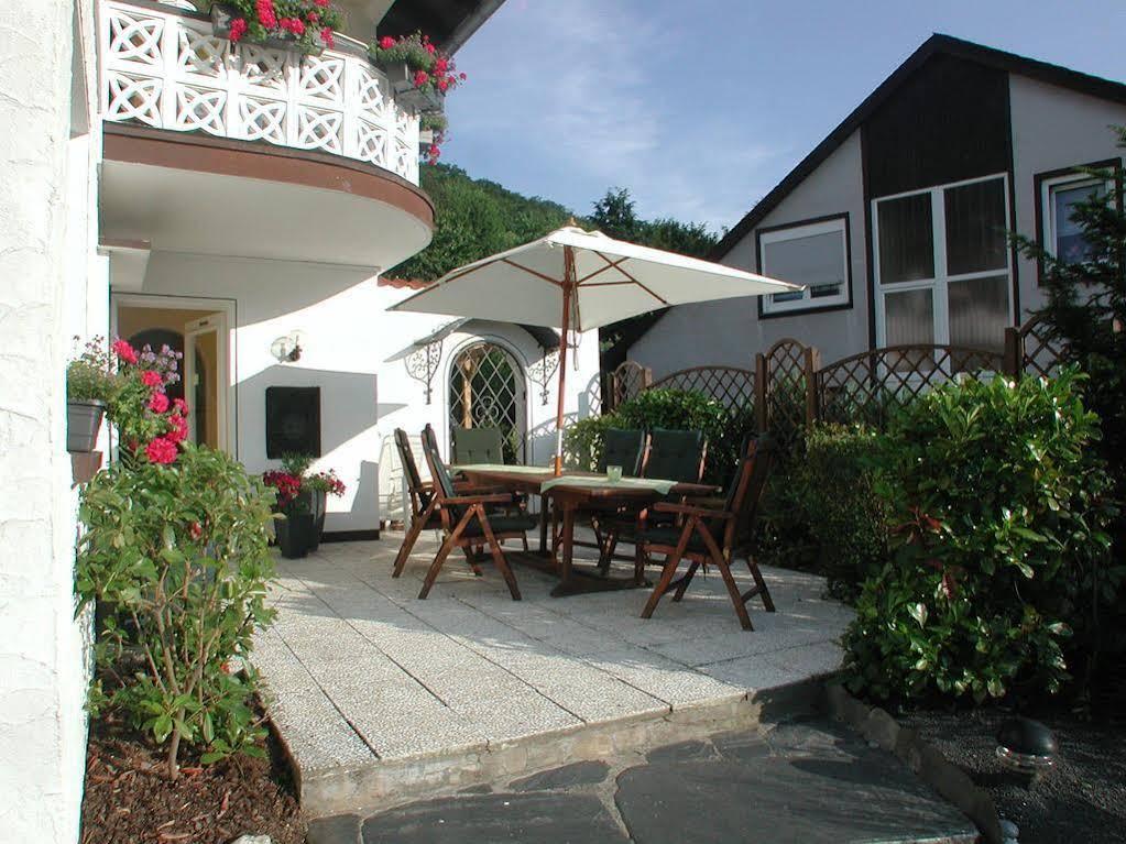 Haus Uebernachtenswert Cochem Mosel 外观 照片