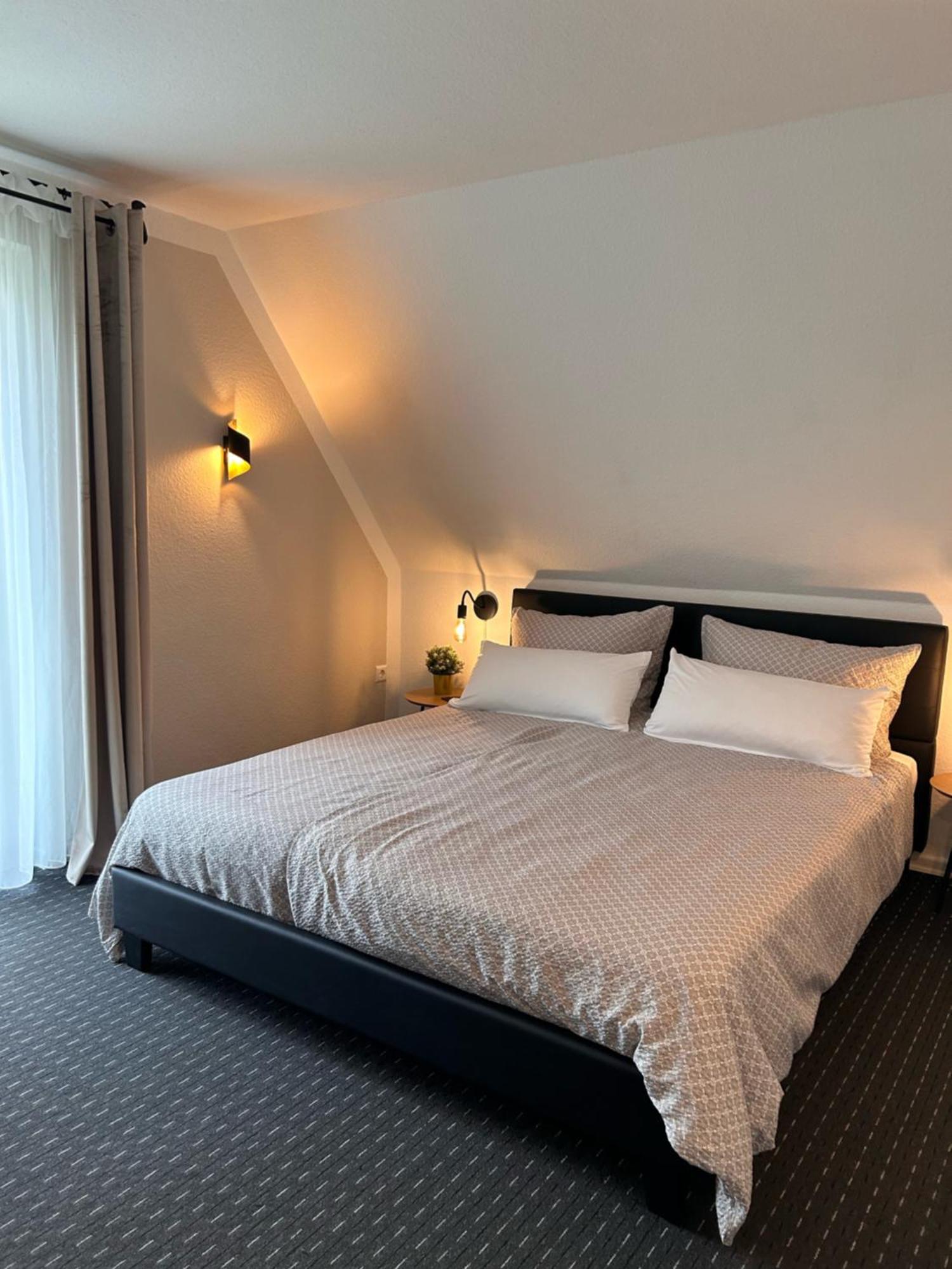 Haus Uebernachtenswert Cochem Mosel 外观 照片