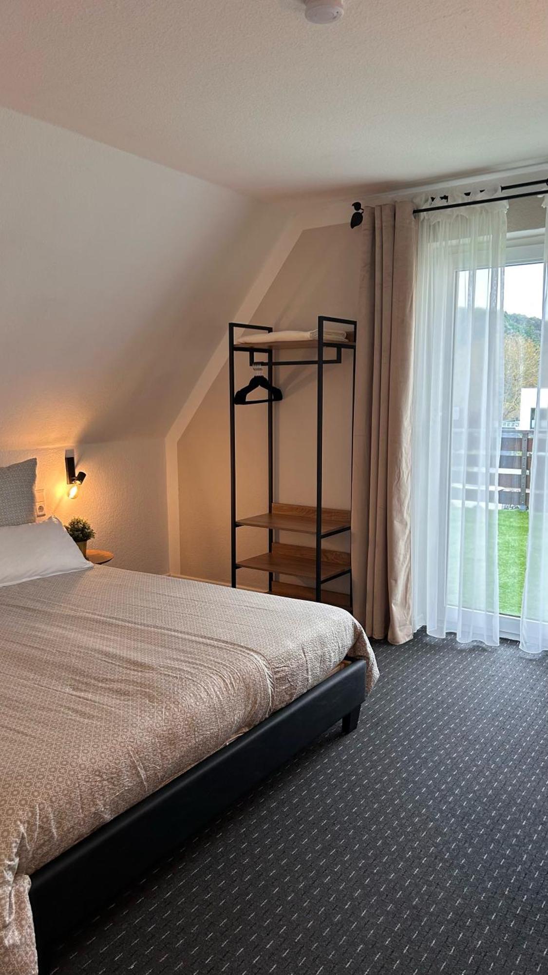 Haus Uebernachtenswert Cochem Mosel 外观 照片