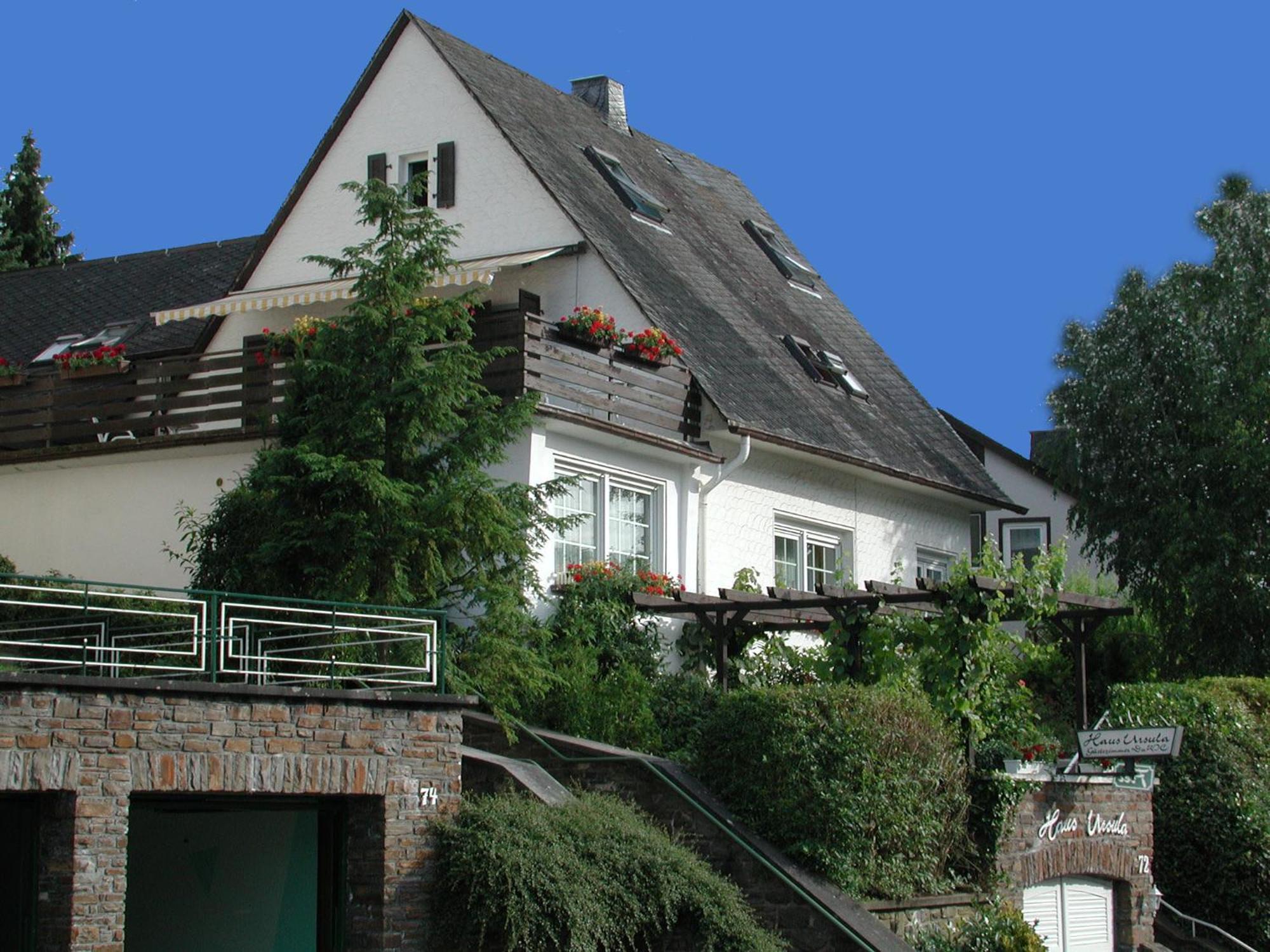 Haus Uebernachtenswert Cochem Mosel 外观 照片