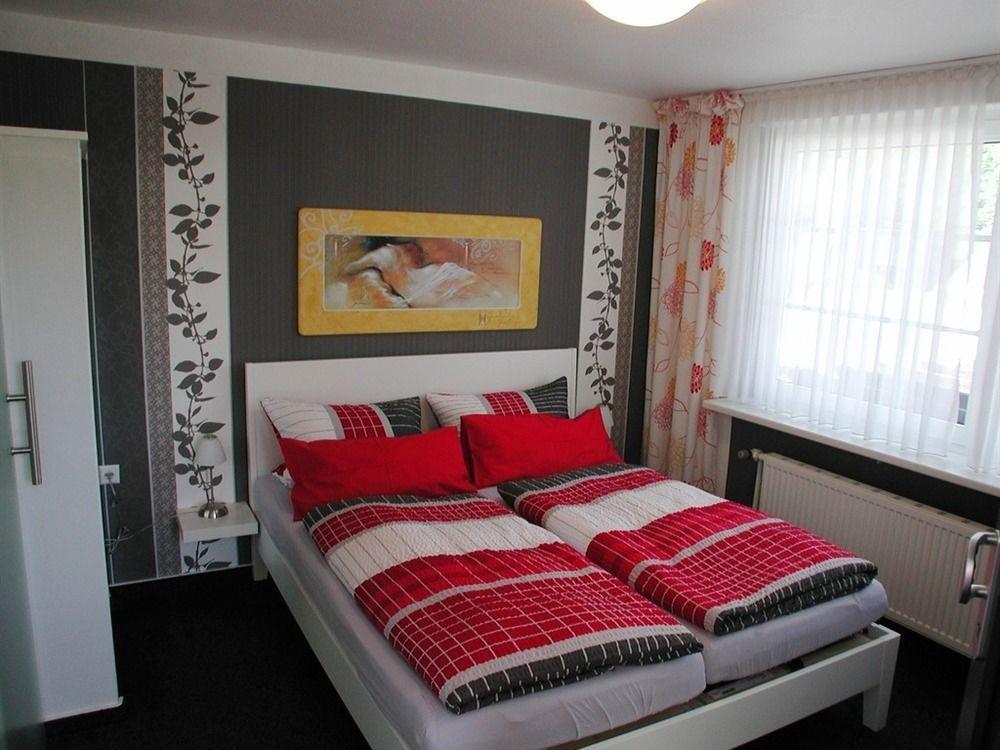 Haus Uebernachtenswert Cochem Mosel 外观 照片