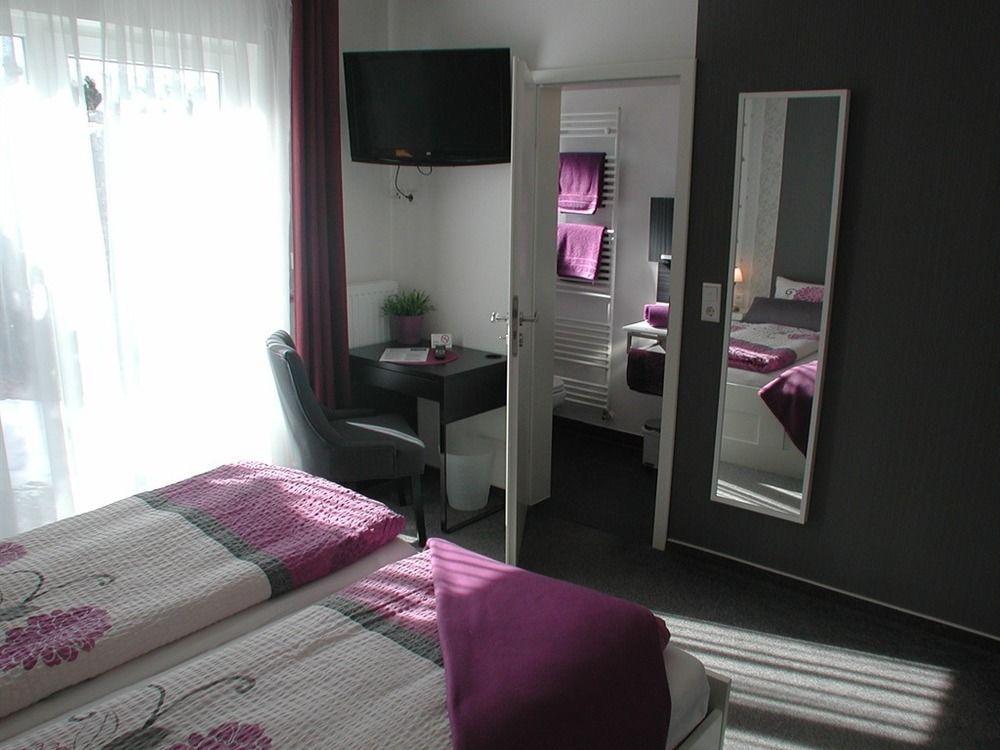 Haus Uebernachtenswert Cochem Mosel 外观 照片